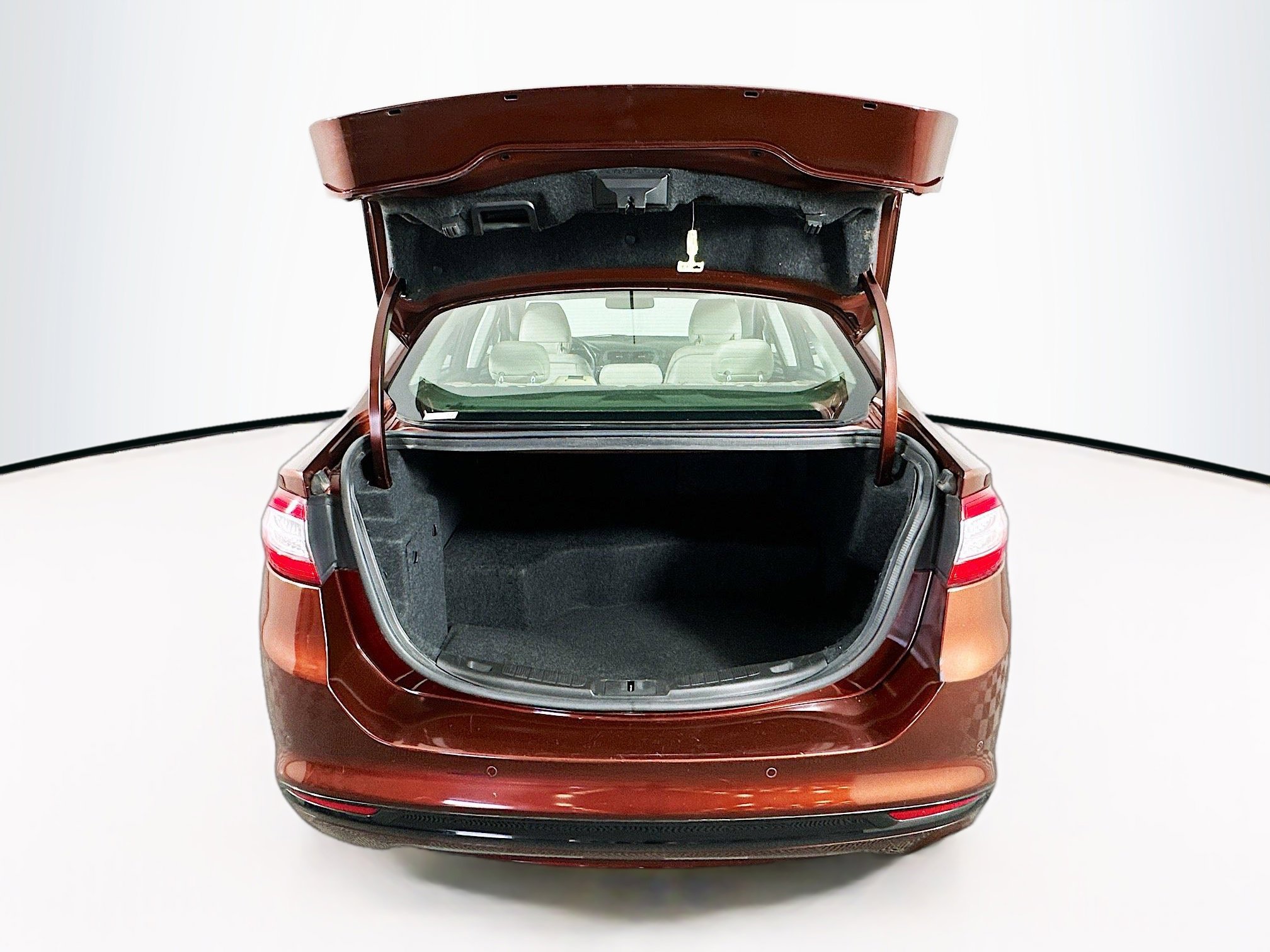 Used 2015 Ford Fusion Titanium image 27