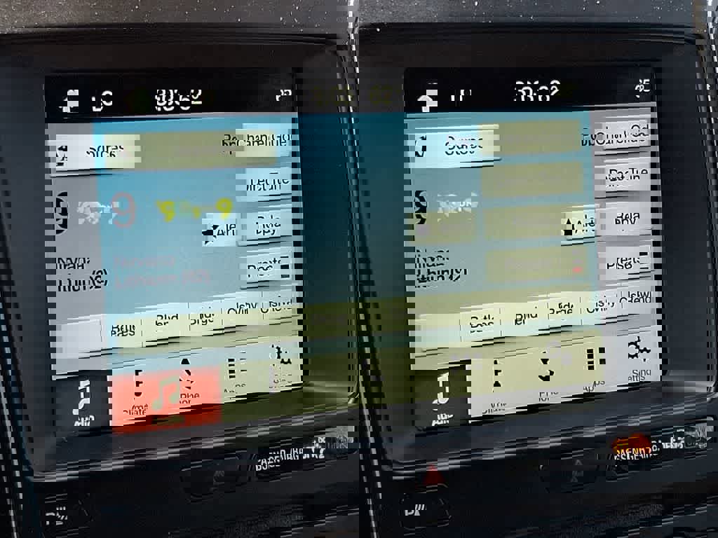 Used 2017 Ford Explorer XLT w/ Equipment Group 202A image 16