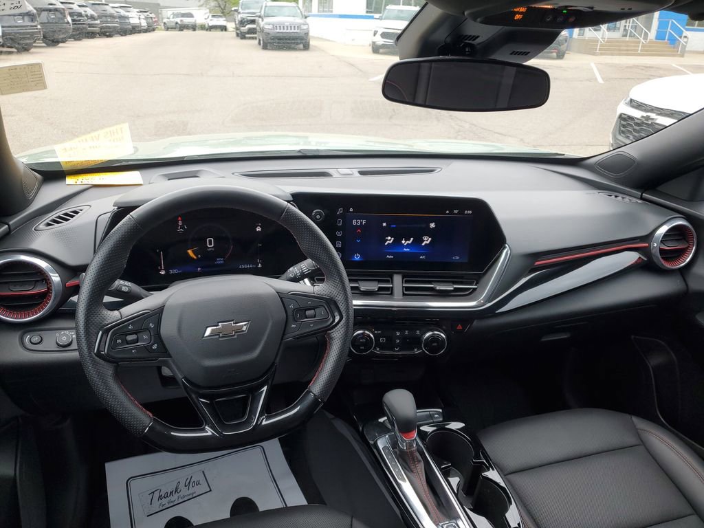 Certified 2024 Chevrolet Trax RS w/ Driver Confidence Package FWD image 26