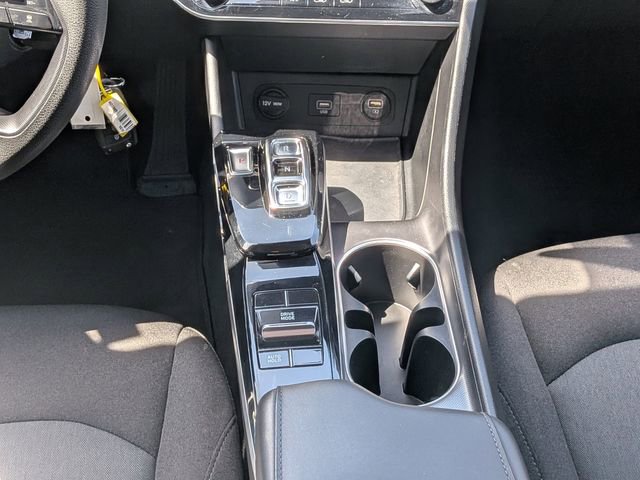 Used 2022 Hyundai Sonata SE w/ Cargo Package FWD image 17