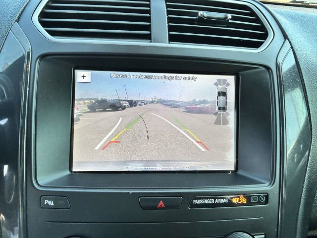 Certified 2019 Ford Explorer XLT w/ Equipment Group 202A FWD image 17