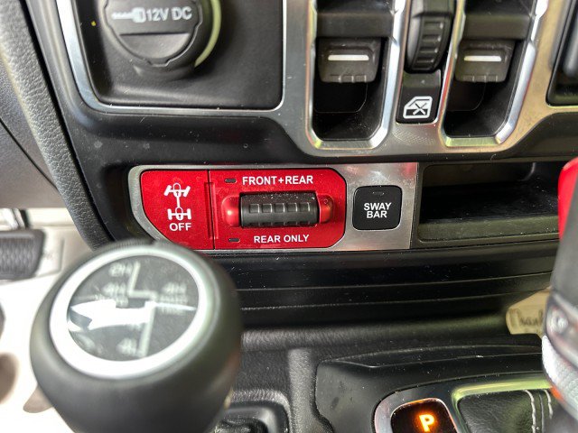 Used 2022 Jeep Wrangler Unlimited Rubicon 4xe w/ Cold Weather Group AWD/4WD image 18