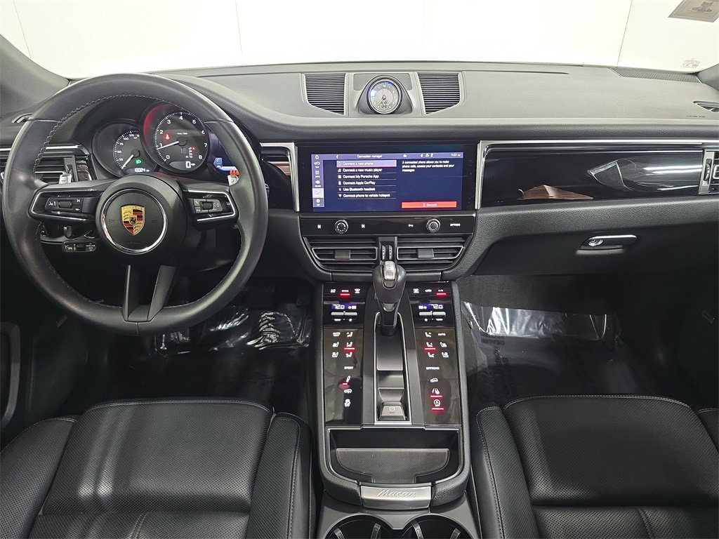 Used 2024 Porsche Macan image 13