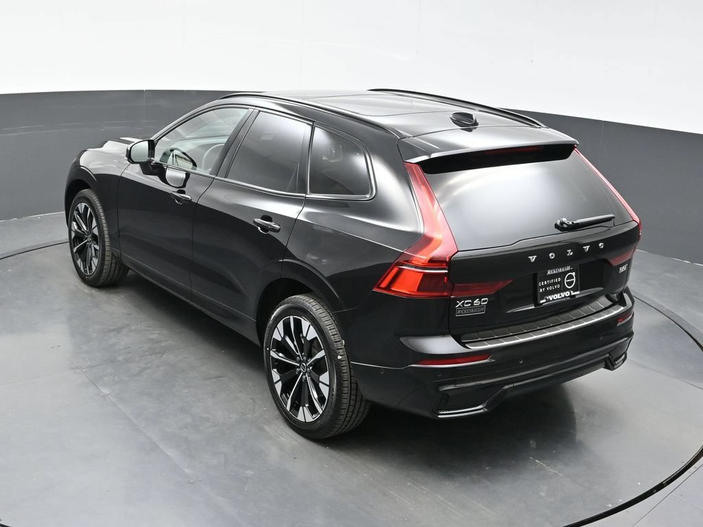 Used 2026 Volvo XC60 B5 Plus AWD/4WD image 34