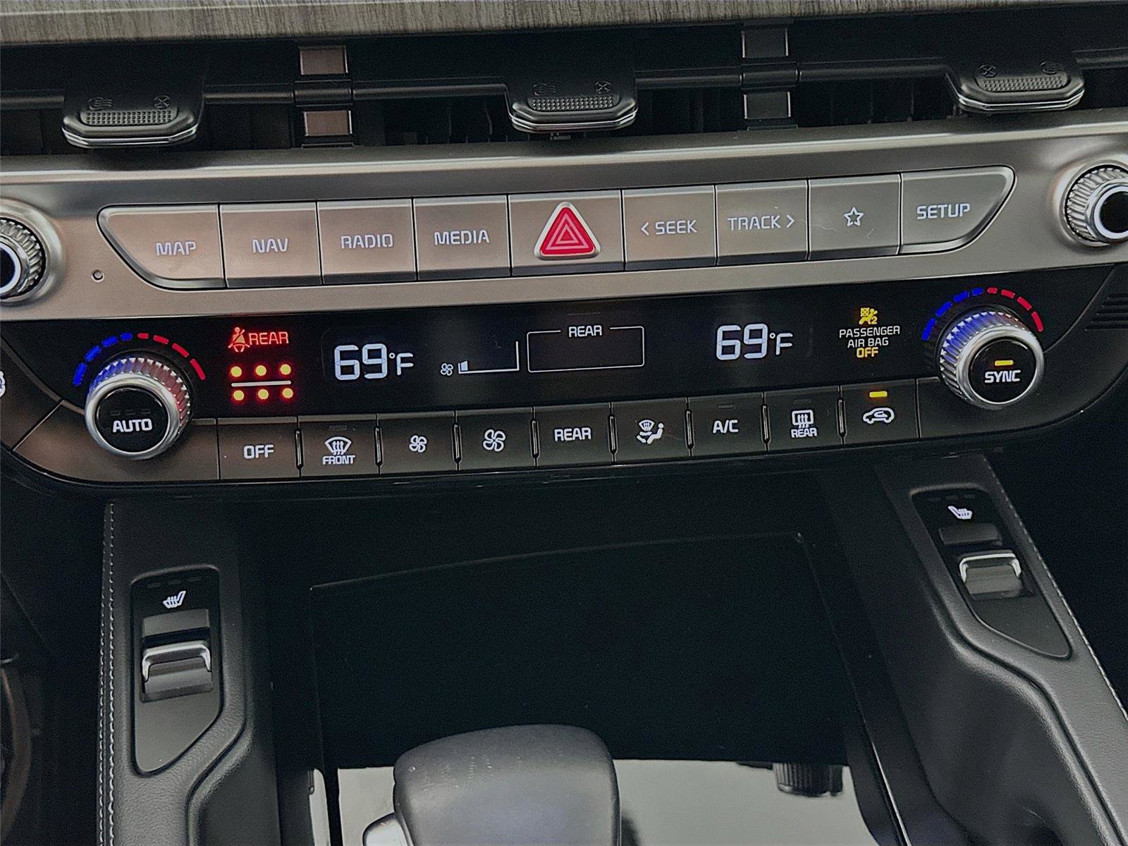 Used 2023 Kia Telluride EX AWD/4WD image 9