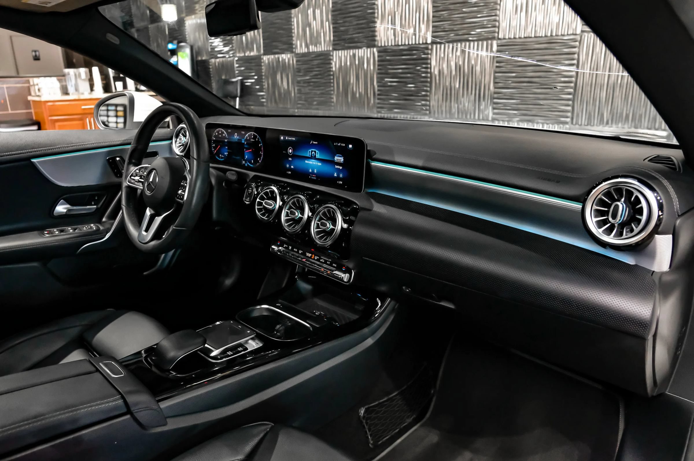 Used 2020 Mercedes-Benz CLA 250 image 15