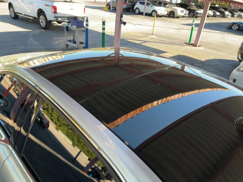 Used 2018 Lincoln Continental Black Label image 13