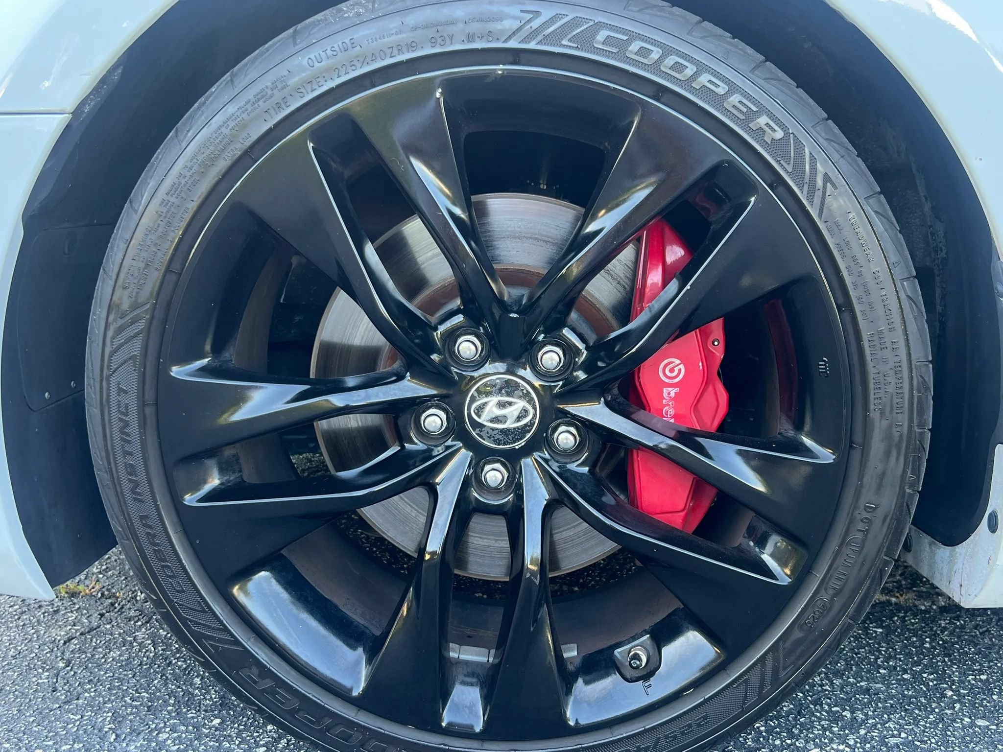 Used 2016 Hyundai Genesis Coupe 3.8 RWD image 35