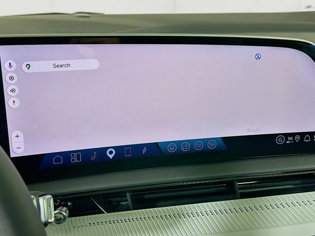 New 2026 Cadillac Optiq Luxury 1 RWD image 9