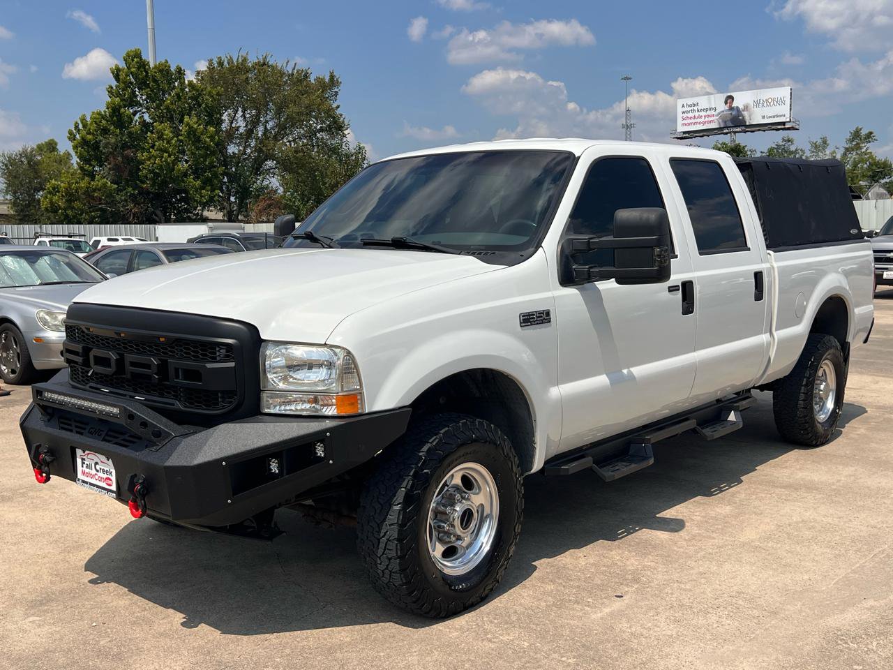 Used 2004 Ford F350 Lariat AWD/4WD image 2