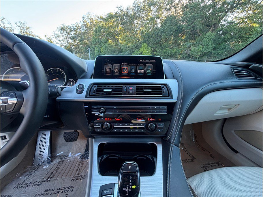 Used 2017 BMW 640i Convertible RWD image 11