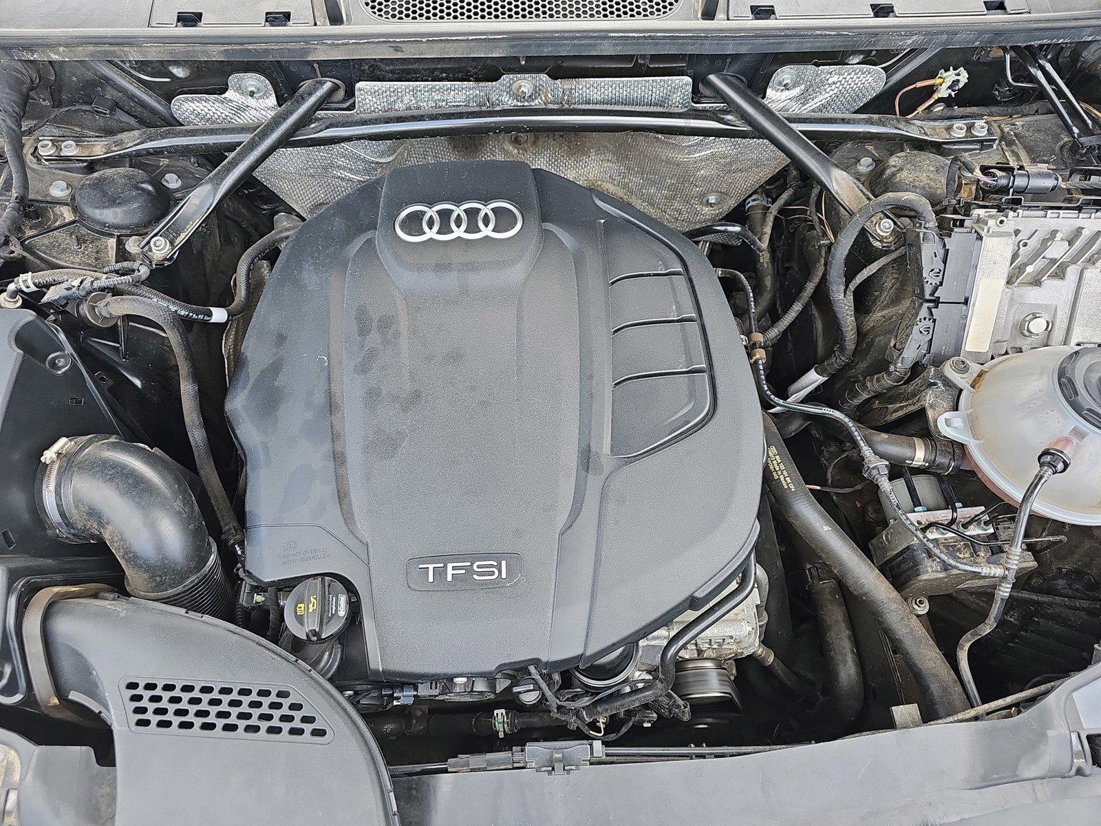 Used 2019 Audi Q5 2.0T Premium w/ Convenience Package AWD/4WD image 32