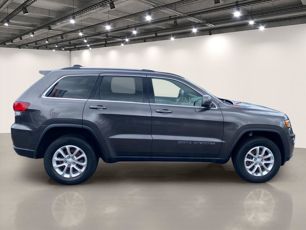 Used 2021 Jeep Grand Cherokee Laredo X AWD/4WD image 8