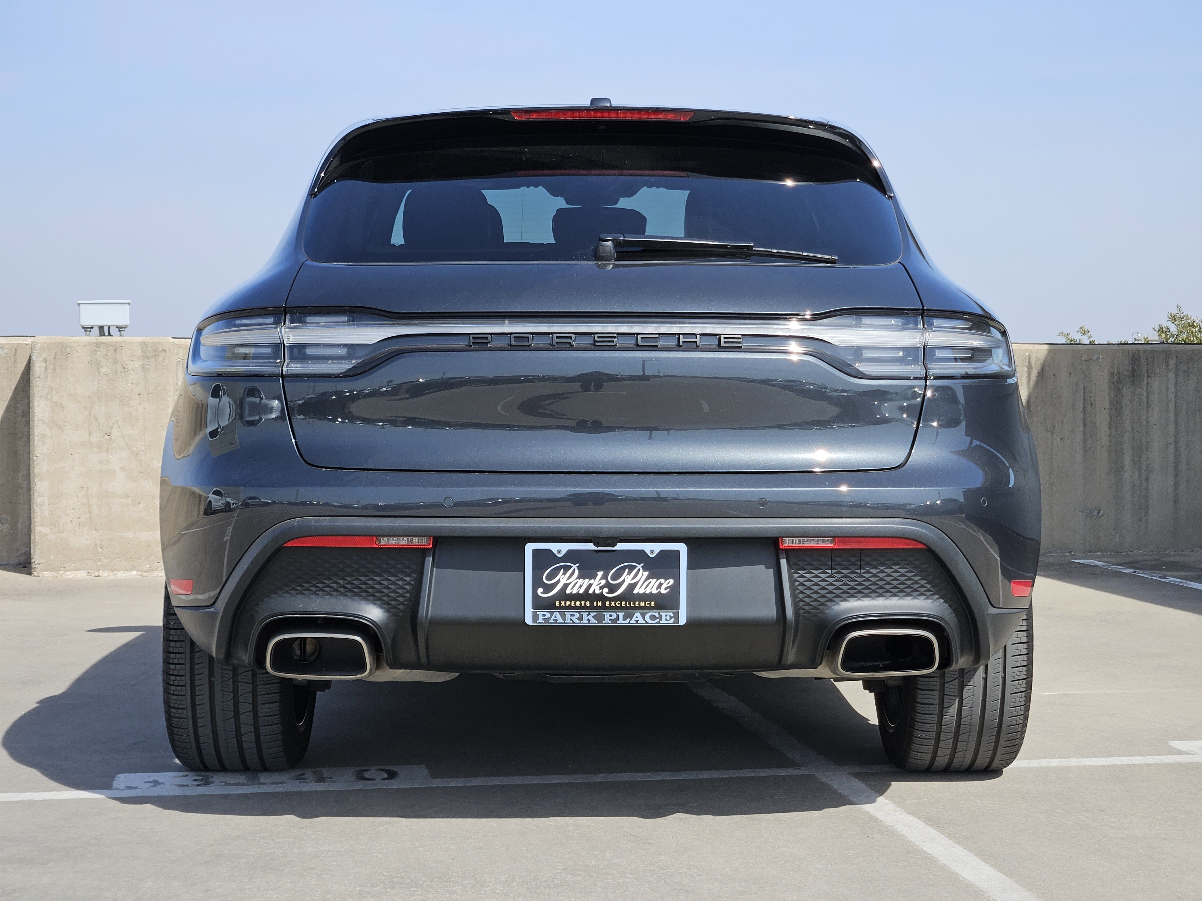 Used 2023 Porsche Macan Turbo image 7