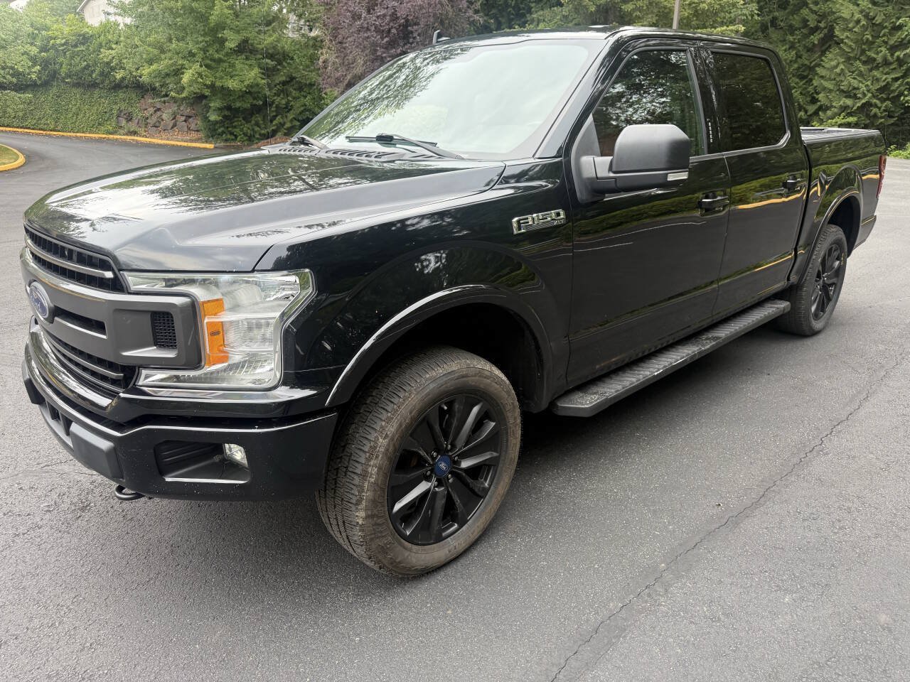 Used 2018 Ford F150 XLT w/ Equipment Group 302A Luxury AWD/4WD image 1