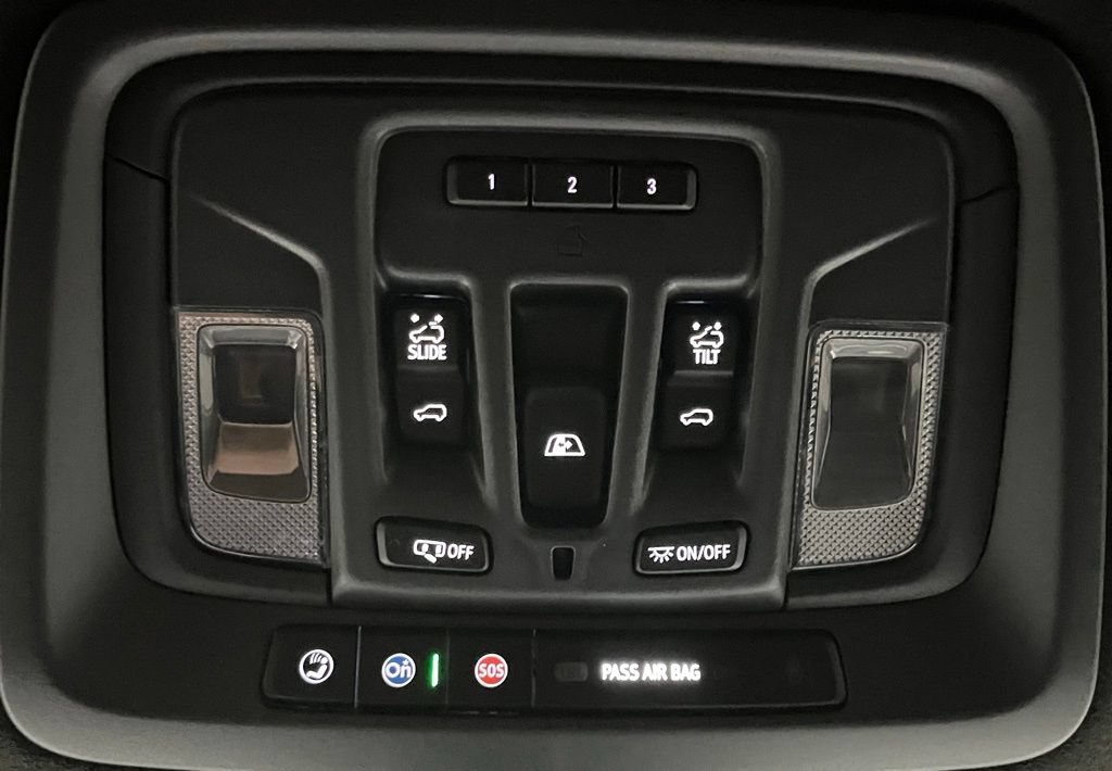 Used 2024 GMC Sierra 2500 AT4X AWD/4WD image 41