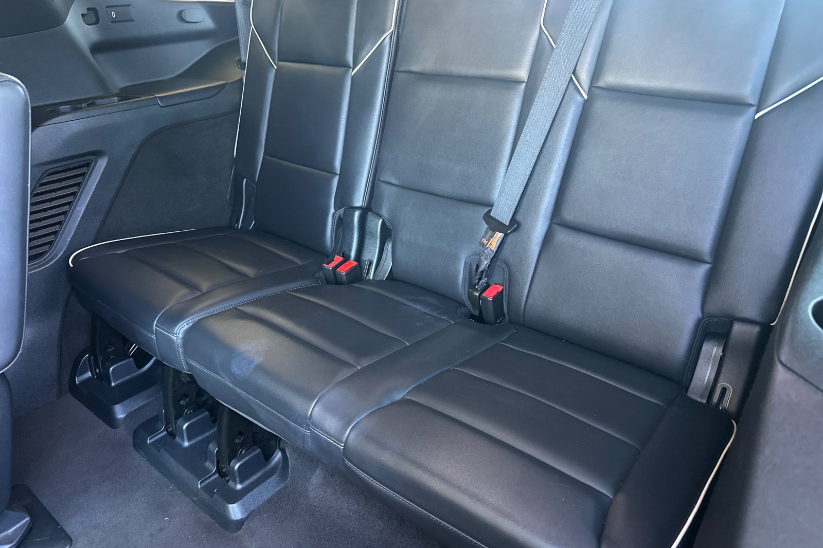 Used 2023 Cadillac Escalade Sport AWD/4WD image 19