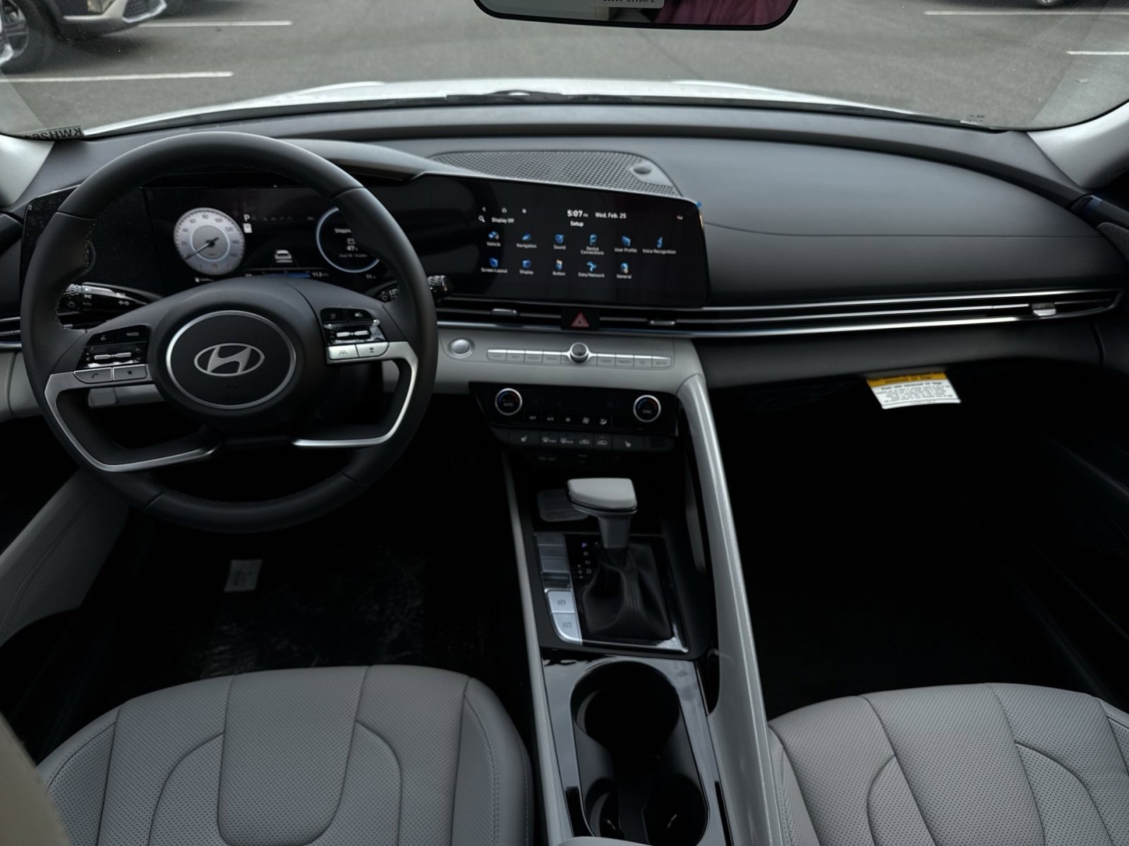 New 2026 Hyundai Elantra Limited w/ Cargo Package FWD image 23