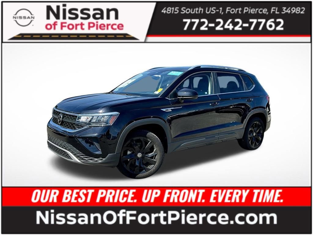 Used 2023 Volkswagen Taos SE w/ Black Wheel Package image 1