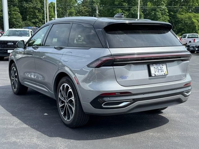 Used 2024 Lincoln Nautilus Reserve AWD/4WD image 5