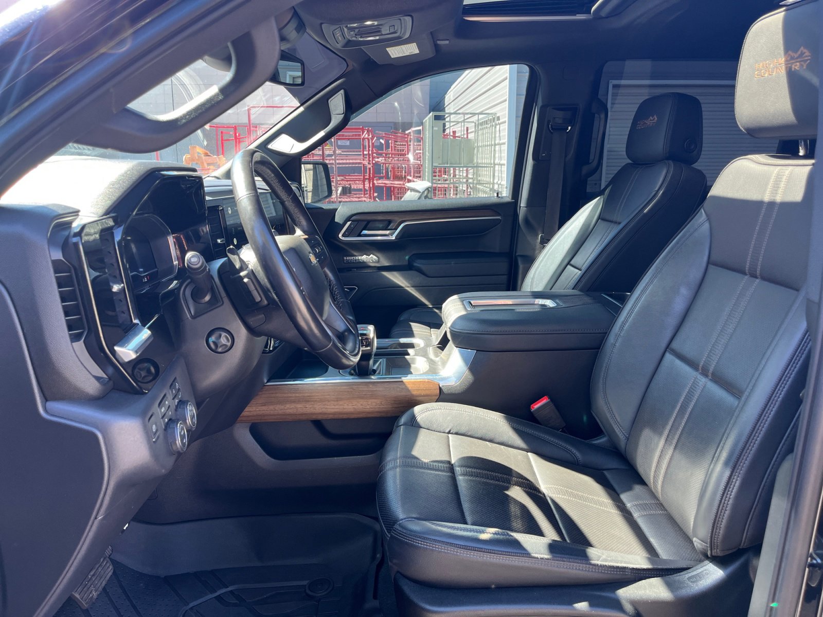 Used 2022 Chevrolet Silverado 1500 High Country w/ High Country Premium Package image 12