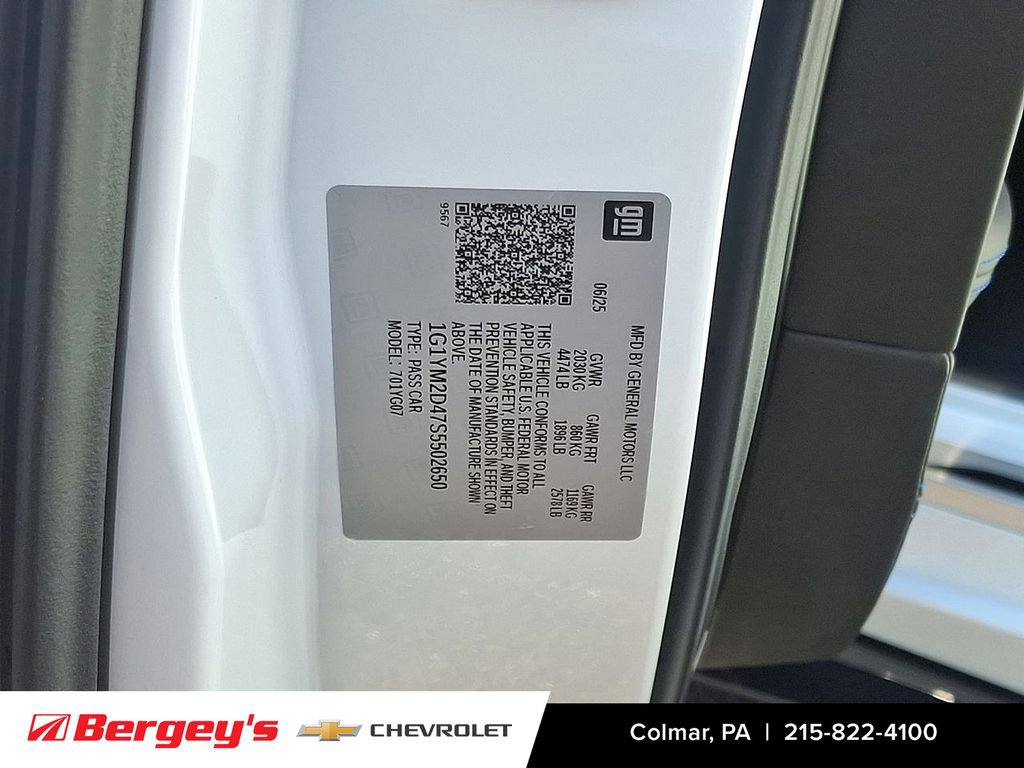 New 2025 Chevrolet Corvette E-Ray image 19