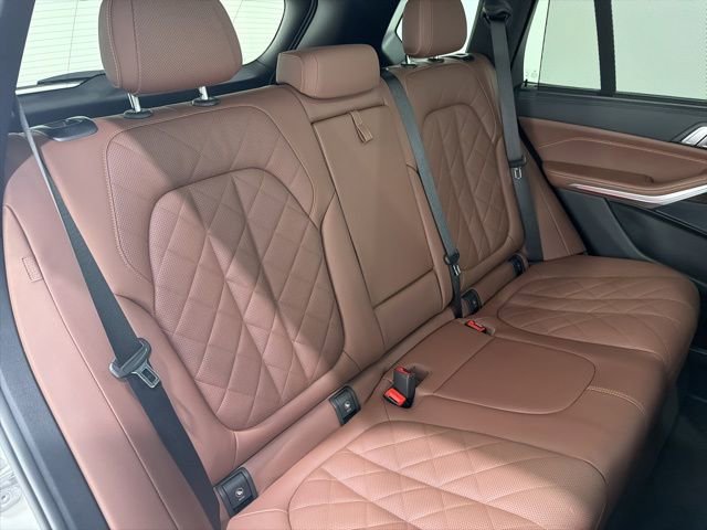 Certified 2023 BMW X5 xDrive45e w/ Executive Package image 22