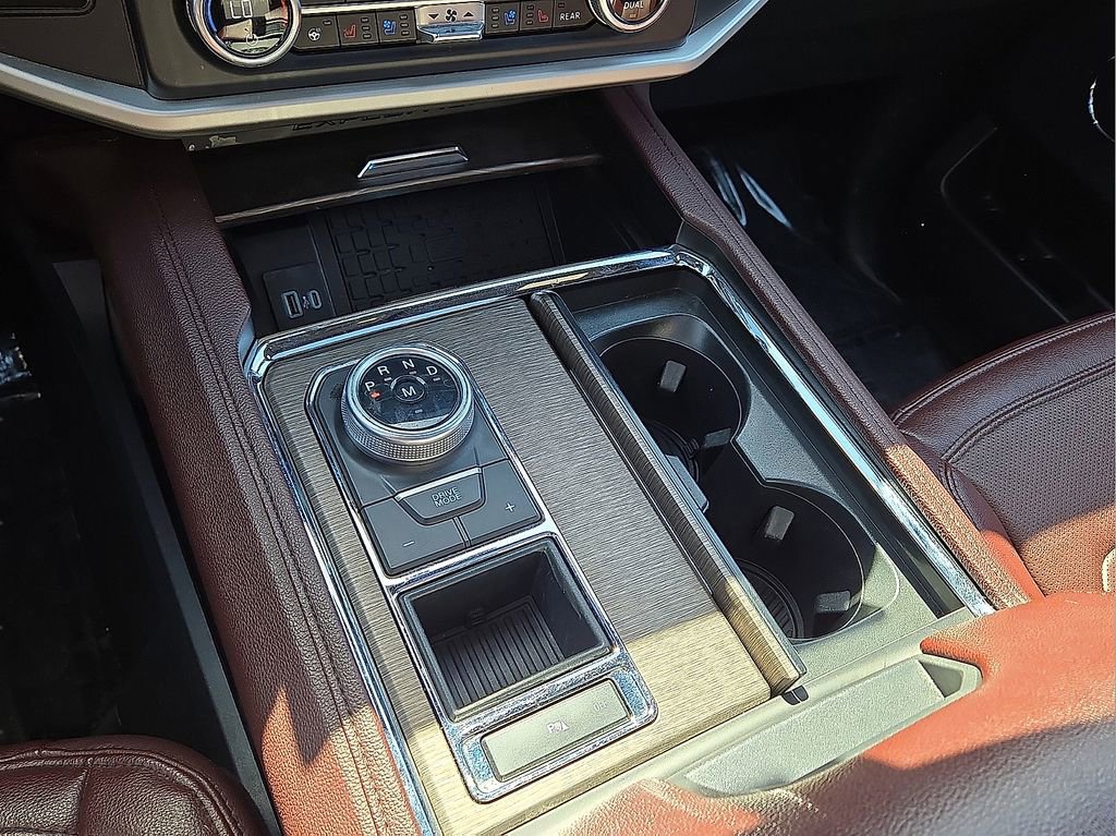 Used 2024 Ford Expedition Max Limited image 30