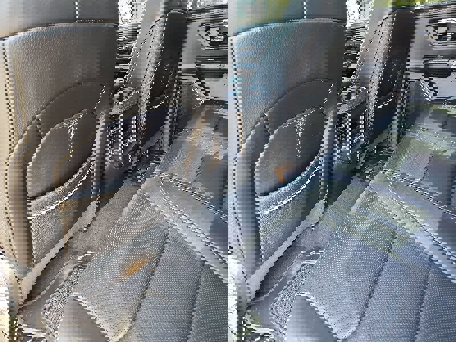 Certified 2022 RAM 1500 Limited image 19