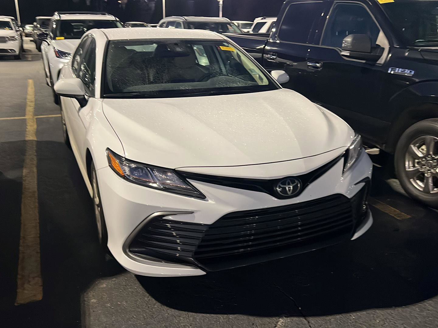 Certified 2022 Toyota Camry LE image 5