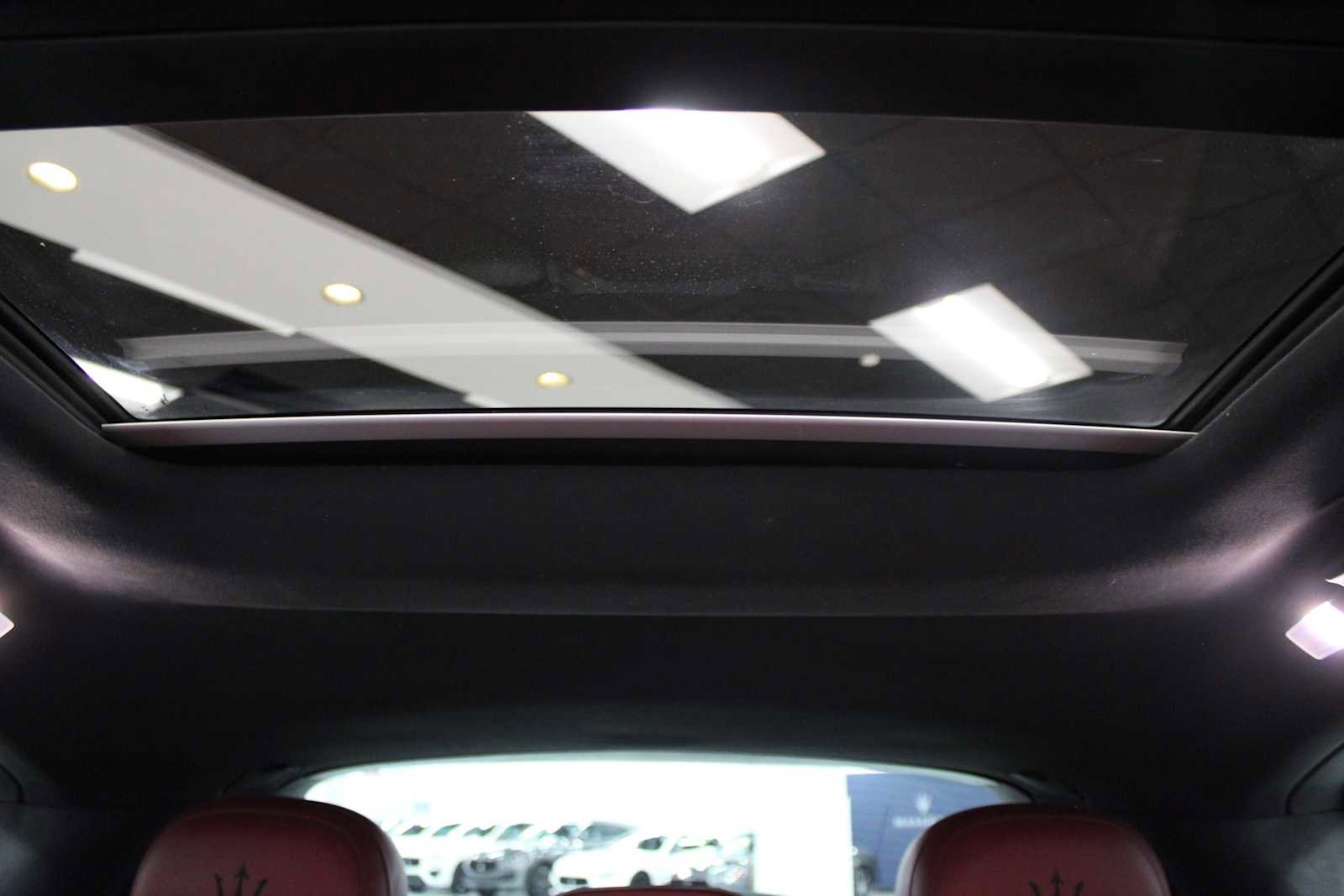 Used 2022 Maserati Levante GT image 40