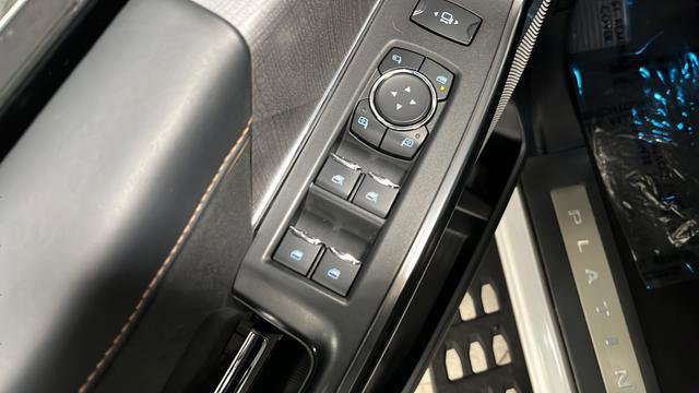 Used 2023 Ford F350 Platinum w/ Tremor Off-Road Package image 20