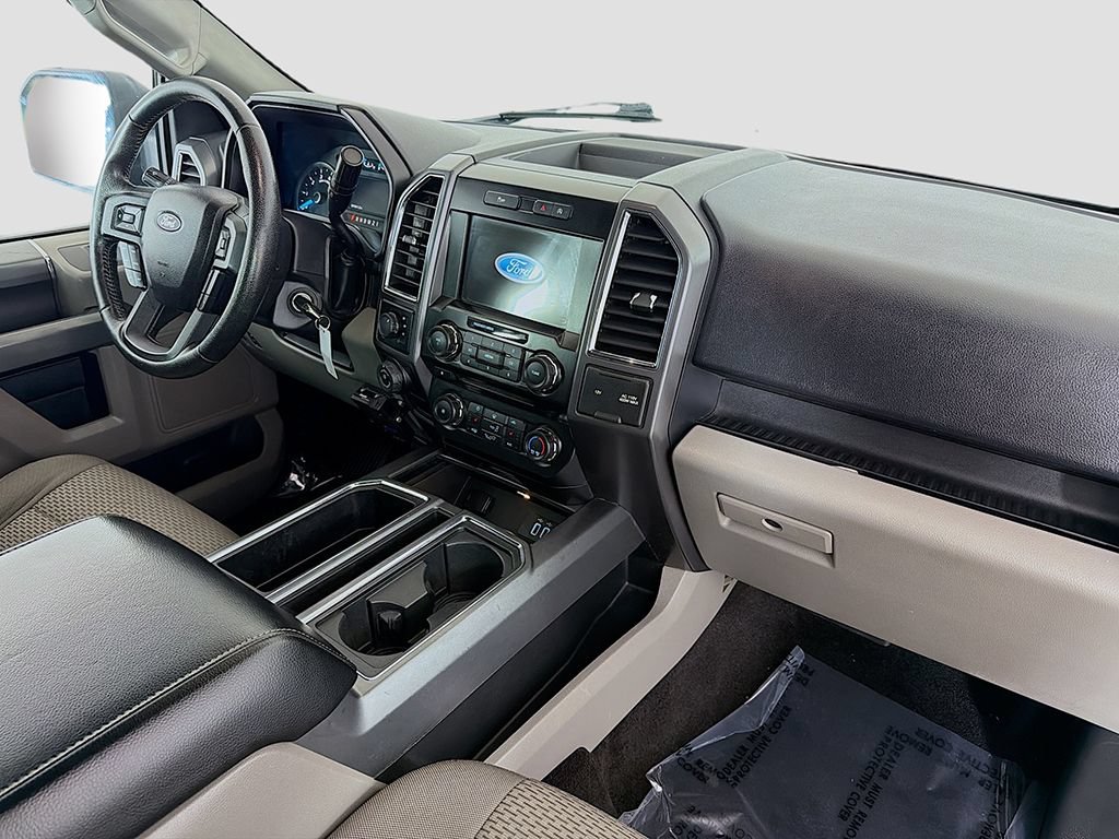 Used 2016 Ford F150 XLT w/ Equipment Group 302A Luxury AWD/4WD image 21