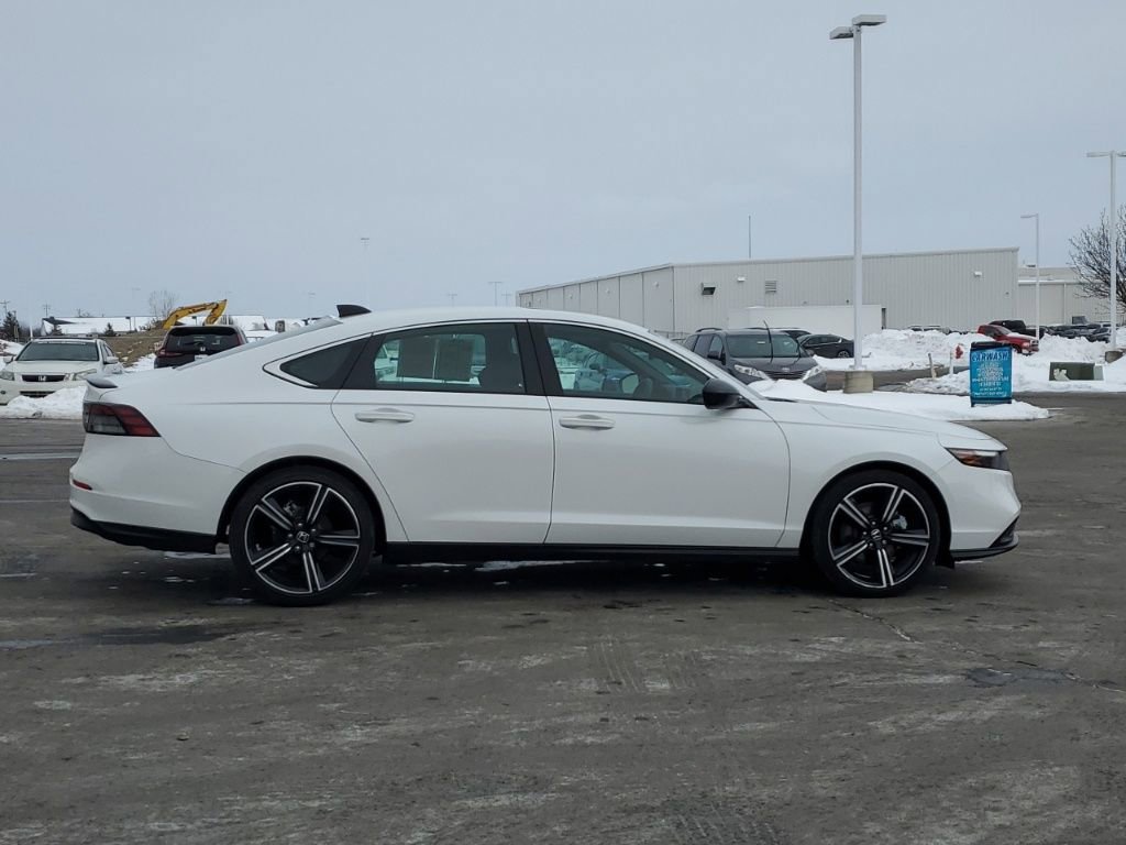 Certified 2025 Honda Accord Sport image 8