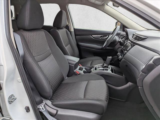 Used 2018 Nissan Rogue SV w/ Premium Package image 21