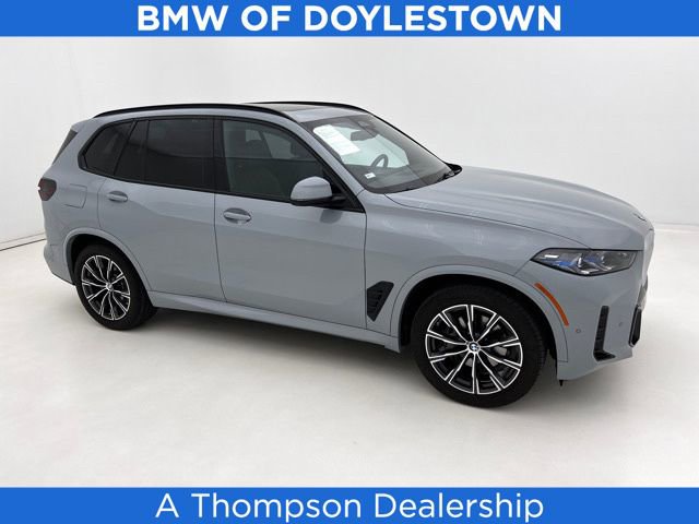 Certified 2024 BMW X5 xDrive40i w/ M Sport Package AWD/4WD image 1