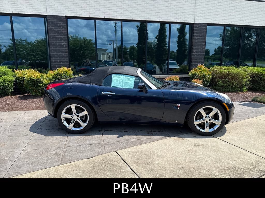 Used 2007 Pontiac Solstice Convertible w/ Premium Package RWD image 5