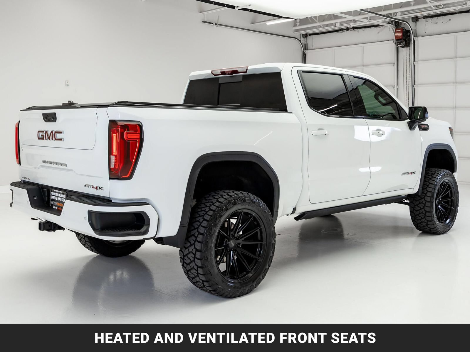 Used 2023 GMC Sierra 1500 AT4X AWD/4WD image 10