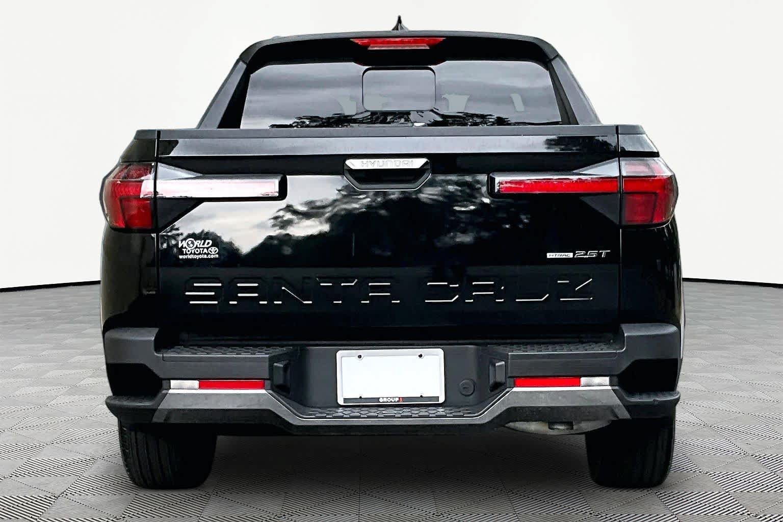 Used 2023 Hyundai Santa Cruz Limited AWD/4WD image 9