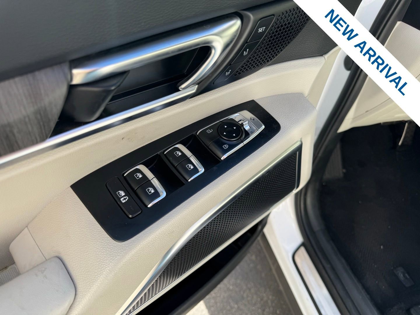 Used 2023 Kia Telluride SX image 18