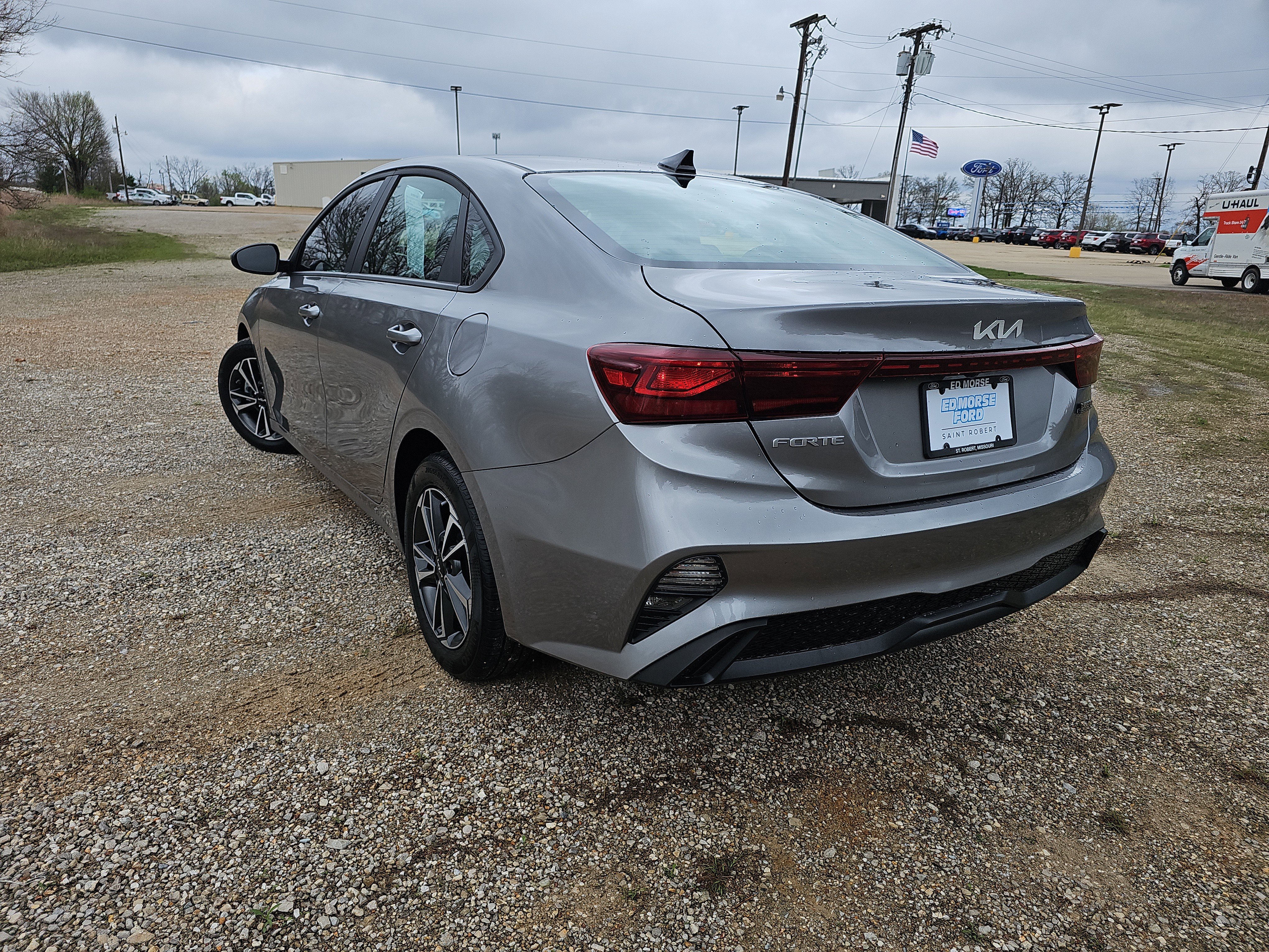 Used 2024 Kia Forte LXS image 6