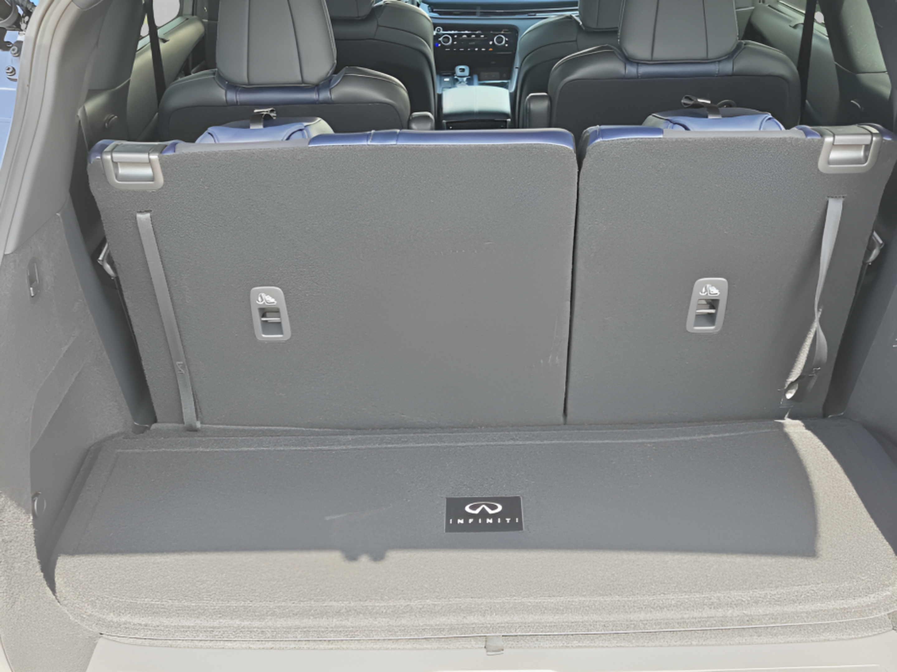 Certified 2026 INFINITI QX60 Sport w/ Dark Cargo Package AWD/4WD image 5