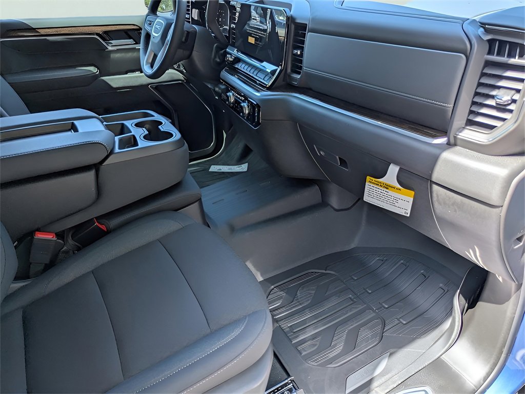 New 2025 GMC Sierra 1500 Elevation image 32