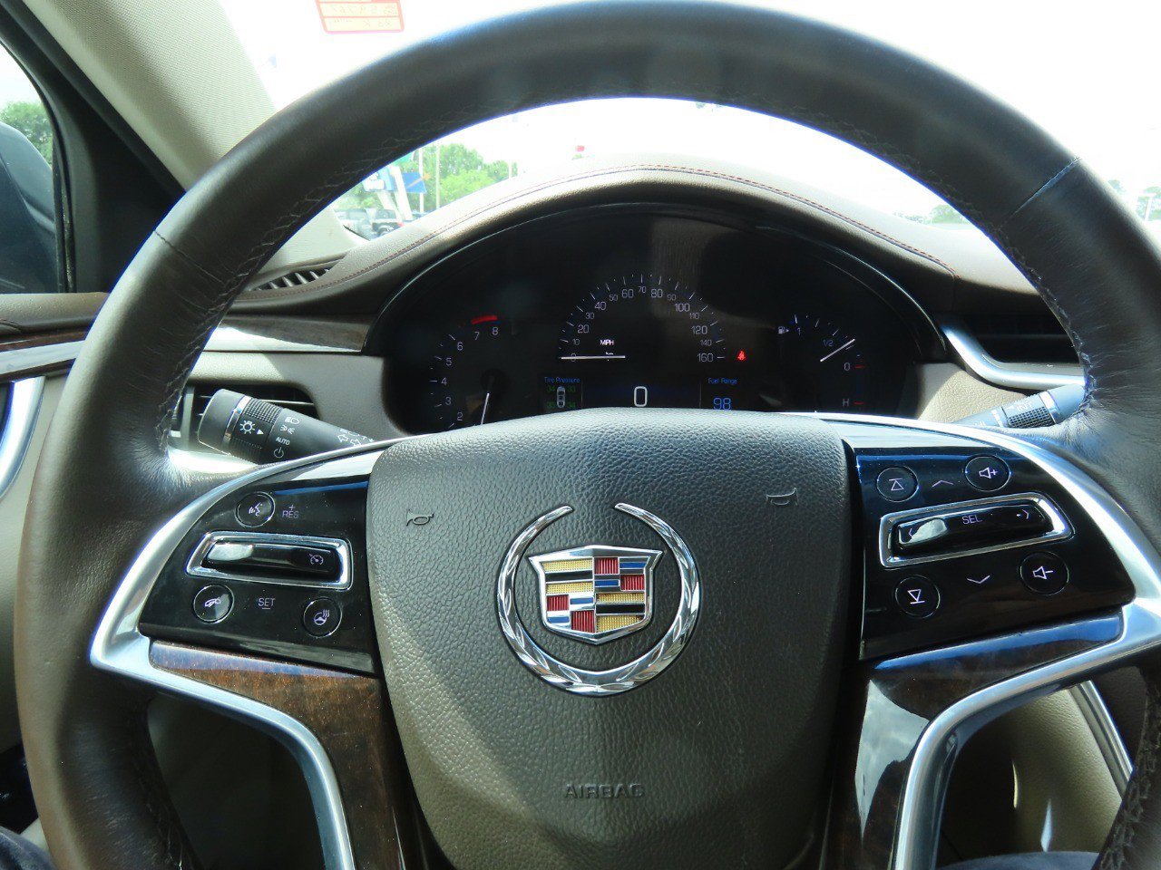 Used 2015 Cadillac XTS Luxury AWD/4WD image 27