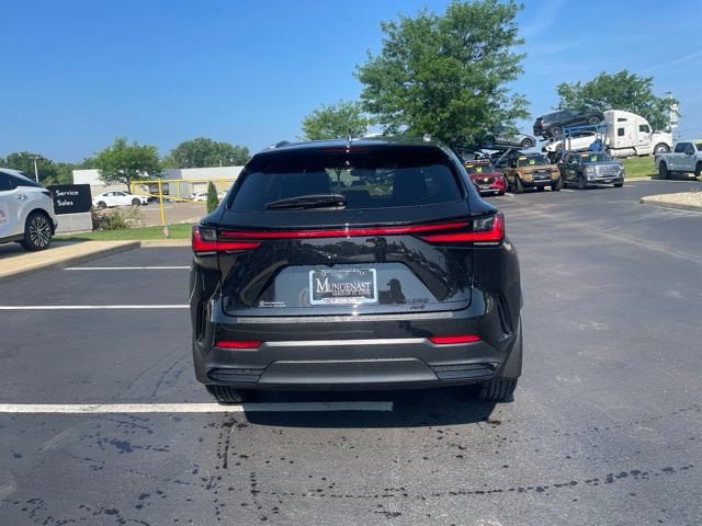 New 2026 Lexus NX 350 AWD image 4