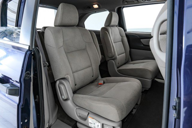 Used 2015 Honda Odyssey LX image 30