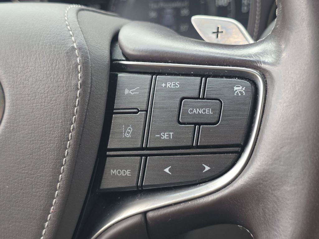 Used 2018 Lexus LS 500 AWD w/ Interior Upgrade Package image 24