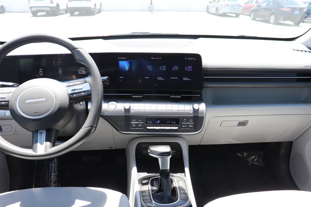 Used 2024 Hyundai Kona SEL FWD image 13
