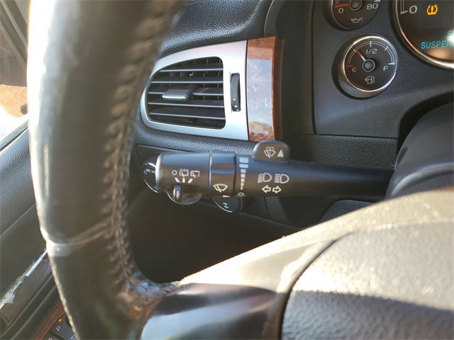 Used 2007 Chevrolet Suburban LTZ w/ LTZ Preferred Equipment Group image 16