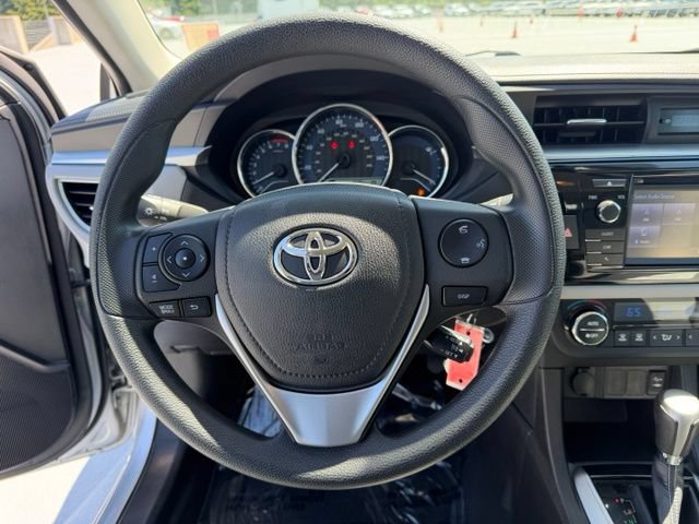 Used 2014 Toyota Corolla LE FWD image 13